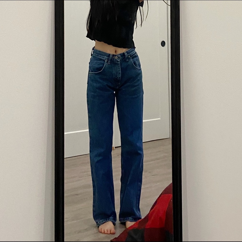 ❌ SOLD ❌ Wrangler High Waisted Jeans